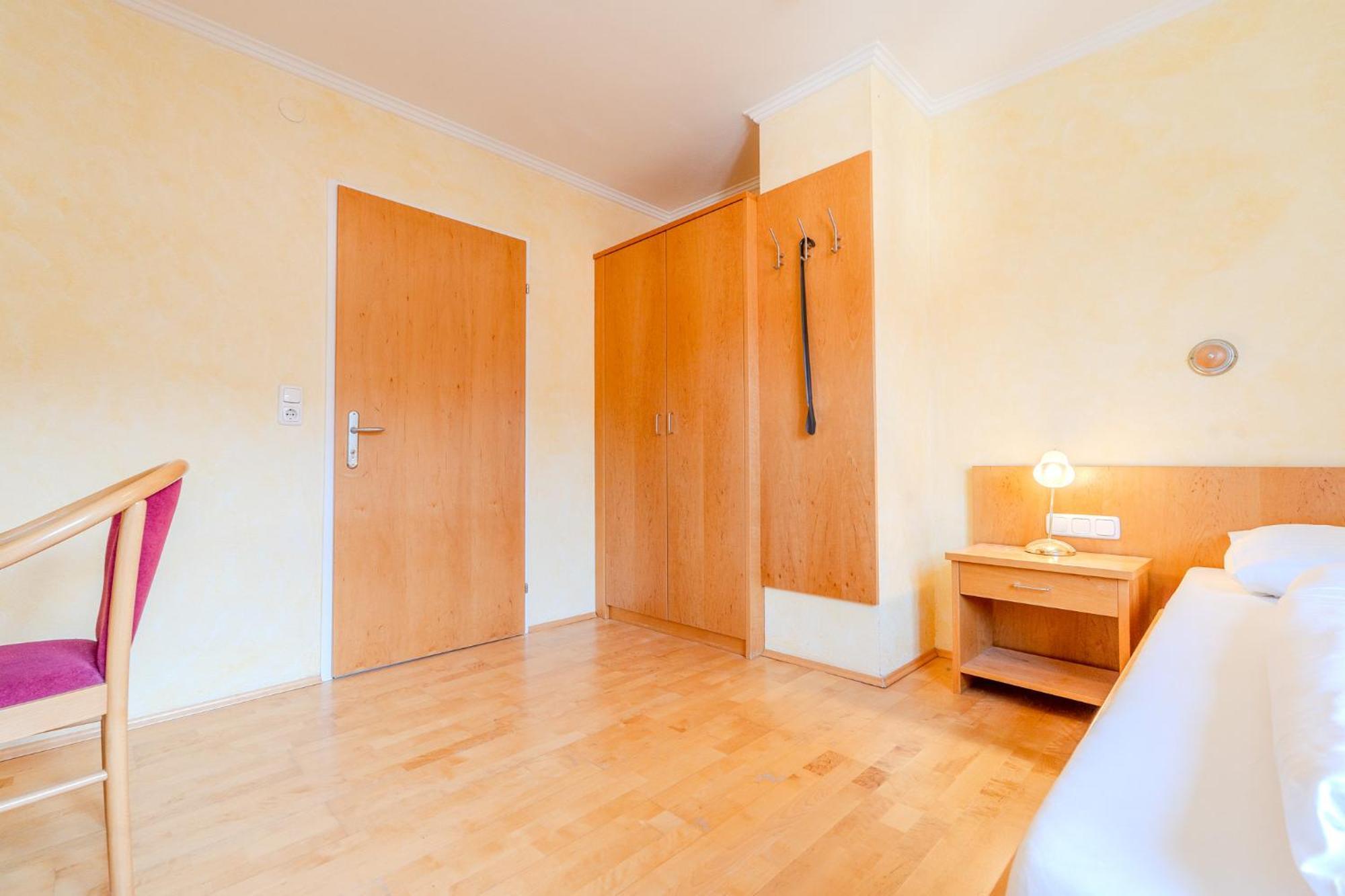 Whats-App Self-Check-In - Villa Maria Theresia Bad Goisern Værelse billede