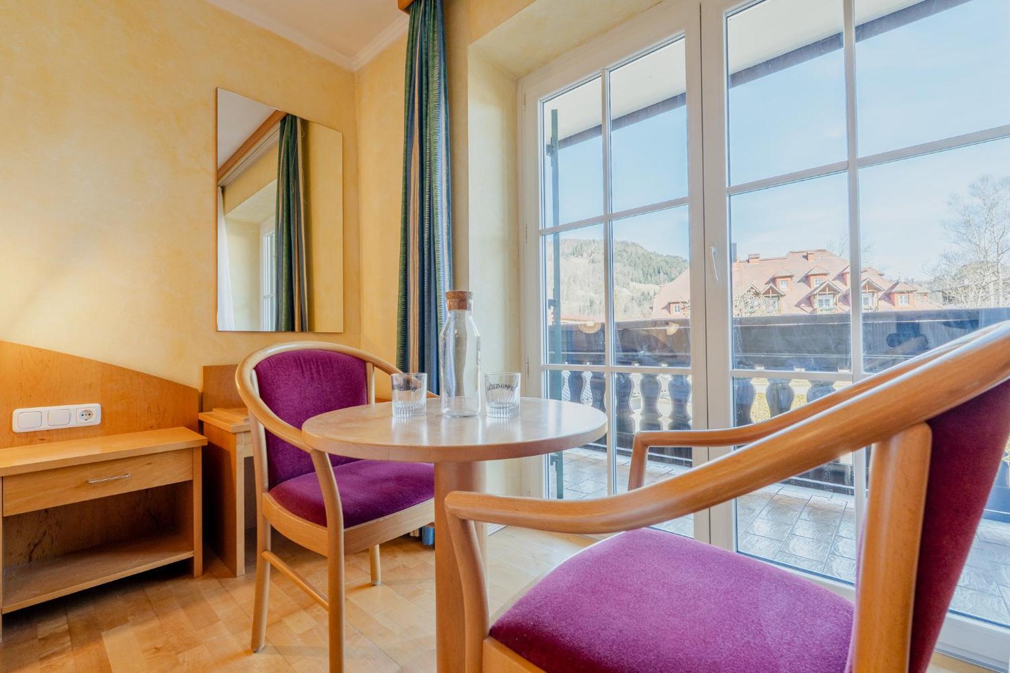 Whats-App Self-Check-In - Villa Maria Theresia Bad Goisern Værelse billede